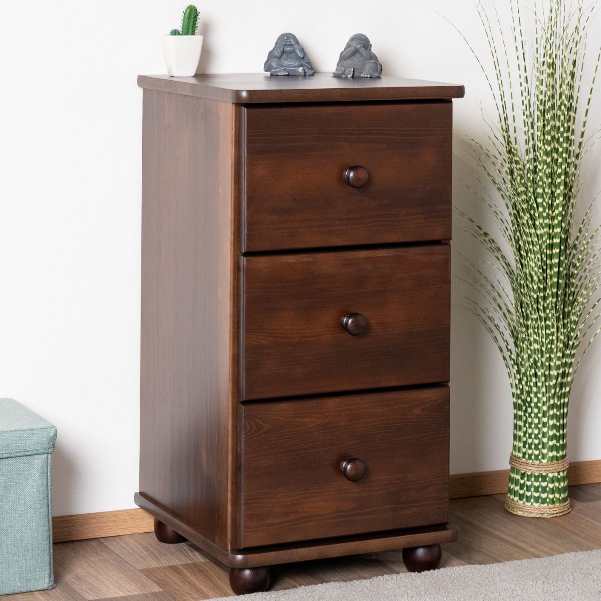 Solid pine chest of drawers, walnut-colored Junco 150, with three spacious drawers, 78 x 40 x 42 cm, very good stability