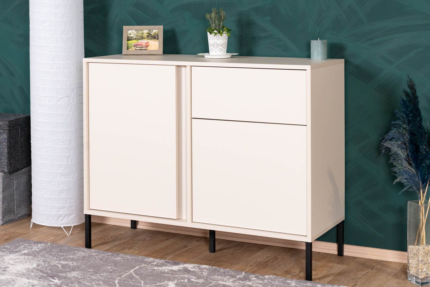 Small chest of drawers with two doors Zaghouan 07, color: Beige - Dimensions: 81.5 x 103 x 39.5 cm (H x W x D), with one drawer