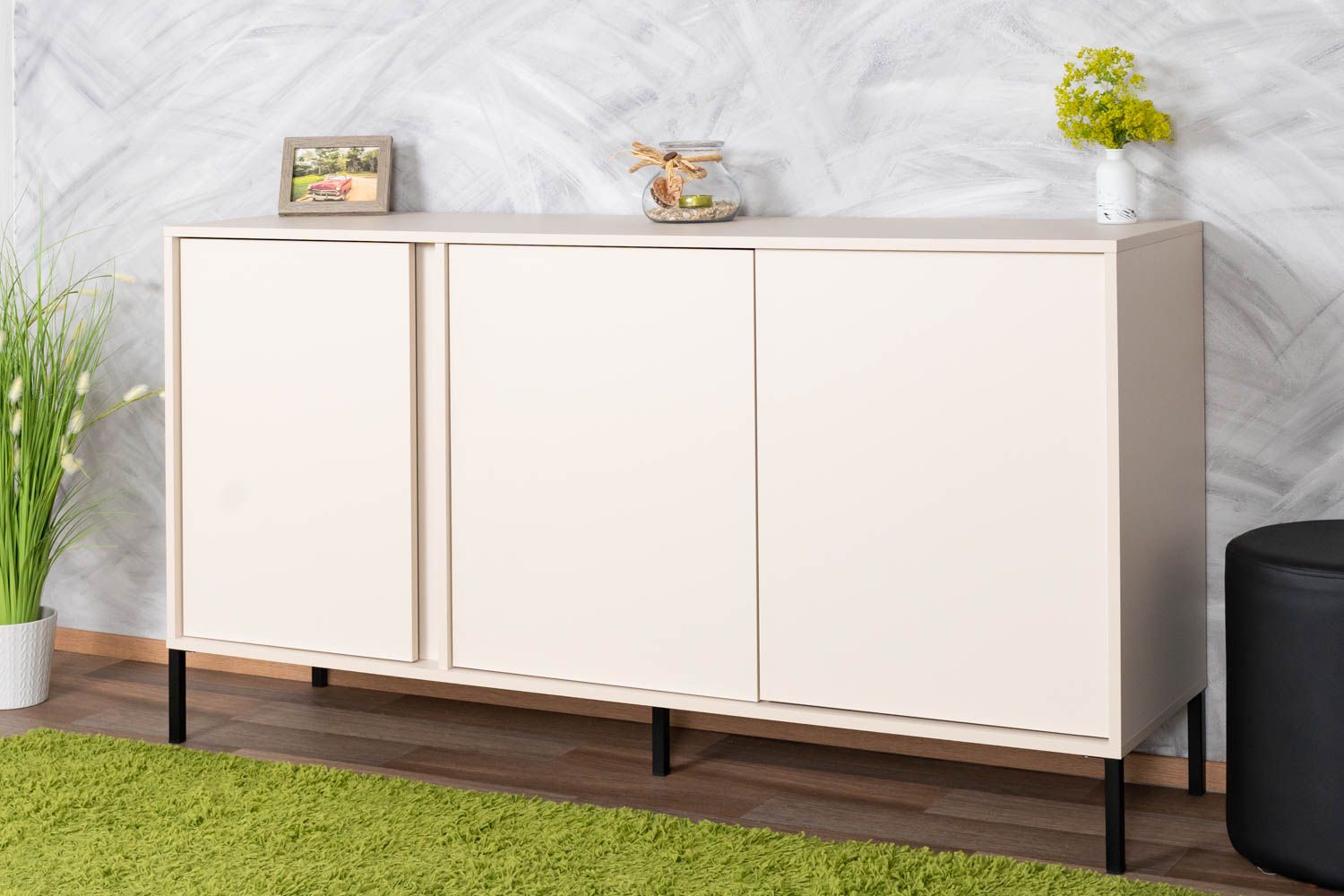 Simple chest of drawers with six compartments Zaghouan 06, Color: Beige - Dimensions: 81.5 x 153 x 39.5 cm (H x W x D)